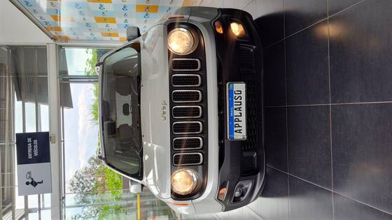 JEEP RENEGADE 1.8 16V FLEX LONGITUDE 4P AUTOMÁTICO JEEP RENEGADE 1.8 16V FLEX LONGITUDE 4P AUTOMÁTICO
